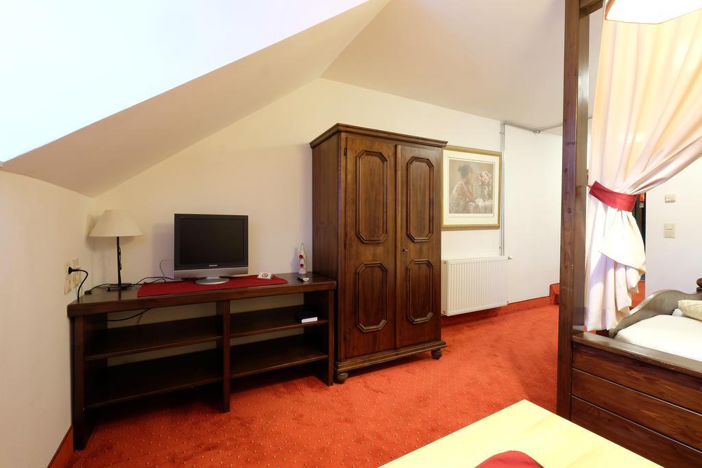 Alpenhotel Marcius Sonnenalpe Nassfeld Phòng bức ảnh